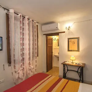Nocleg ze śniadaniem Due Borghi 3, Piza