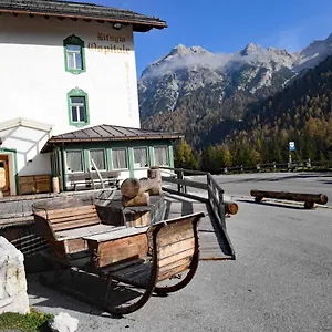 ** Estalagem Rifugio Ospitale Itália